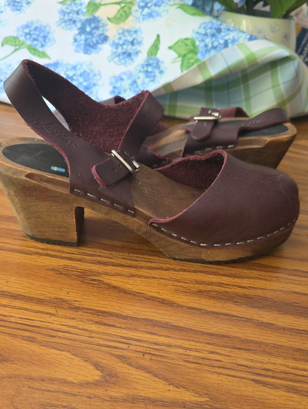 Lotta From Stockholm Burgundy Leather Wooden Clogs